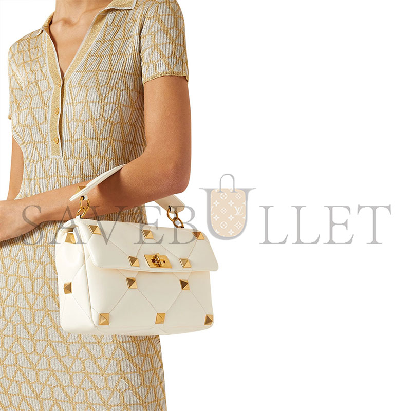 VALENTINO GARAVANI LARGE ROMAN STUD MEDIUM SHOULDER BAG IN QUILTED NAPPA (30*20*12cm) 